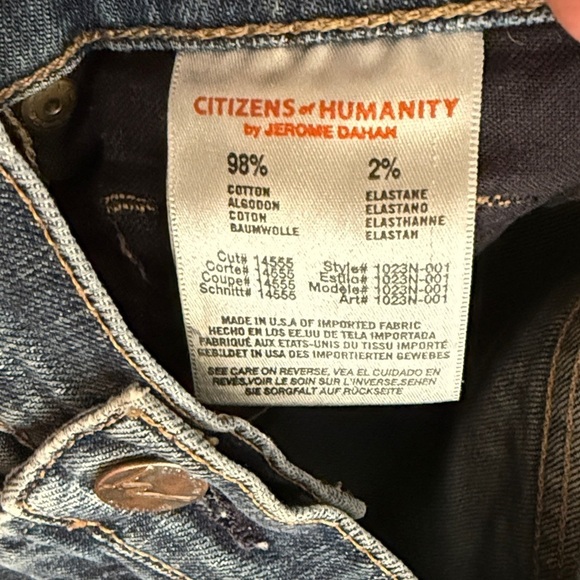 Citizens of Humanity Distressed Denim Shorts / size 26 - Picture 6 of 6